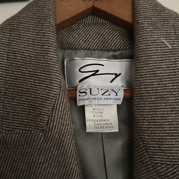 Vintage wool and cashmere blazer - Picture 2 of 2